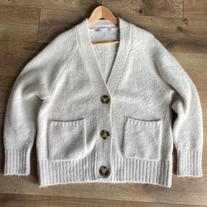 Zara Women Cardigan Sweater. Soft and Cozy. Like new